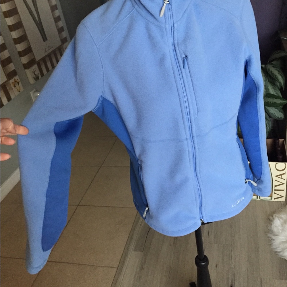 LL Bean Paul are taxis zip up jacket size medium
